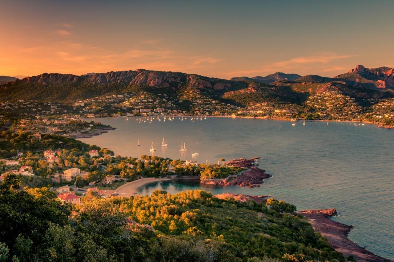 Agay Cap Esterel Le Hameau F2 Clim Plein Sud Dernier Etage Magnifique Vue Mer Saint-Raphaël Exteriér fotografie