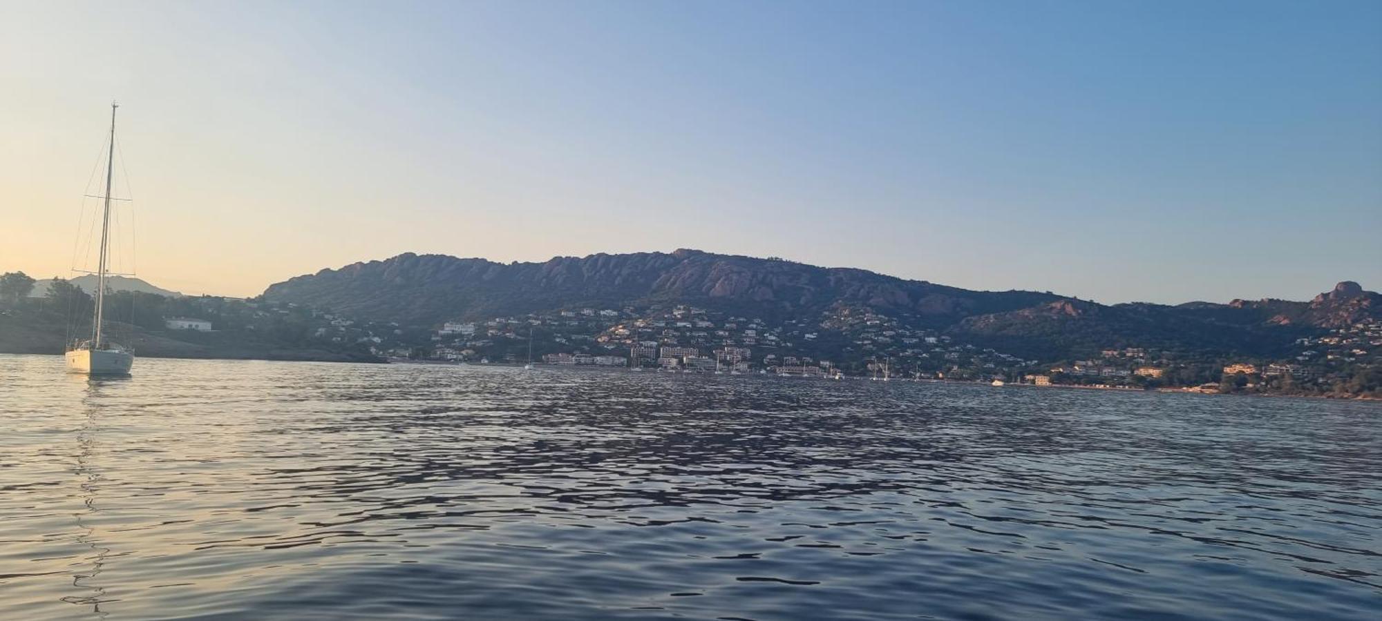 Agay Cap Esterel Le Hameau F2 Clim Plein Sud Dernier Etage Magnifique Vue Mer Saint-Raphaël Exteriér fotografie