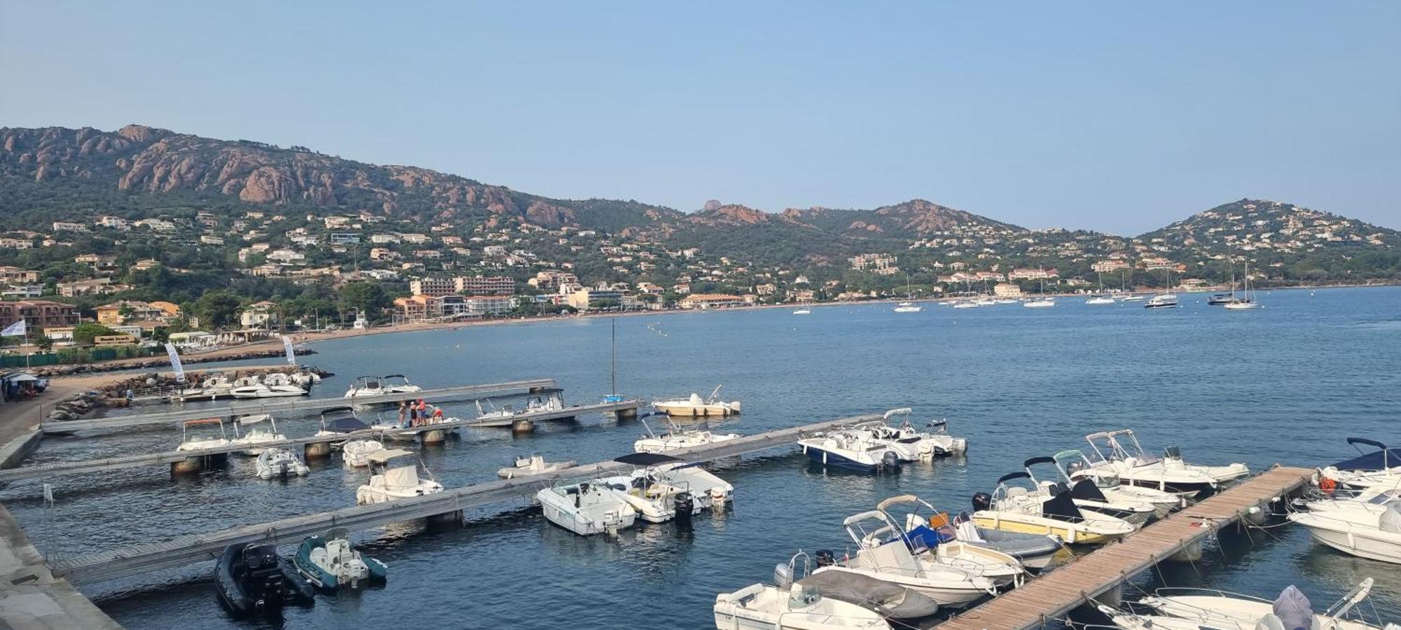 Agay Cap Esterel Le Hameau F2 Clim Plein Sud Dernier Etage Magnifique Vue Mer Saint-Raphaël Exteriér fotografie