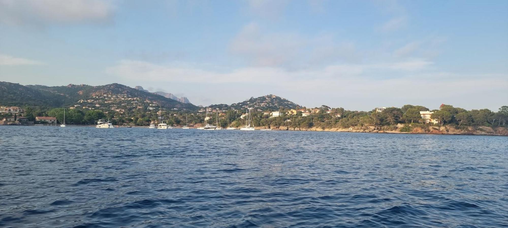 Agay Cap Esterel Le Hameau F2 Clim Plein Sud Dernier Etage Magnifique Vue Mer Saint-Raphaël Exteriér fotografie