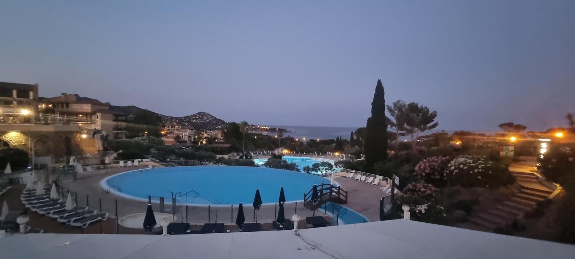Agay Cap Esterel Le Hameau F2 Clim Plein Sud Dernier Etage Magnifique Vue Mer Saint-Raphaël Exteriér fotografie
