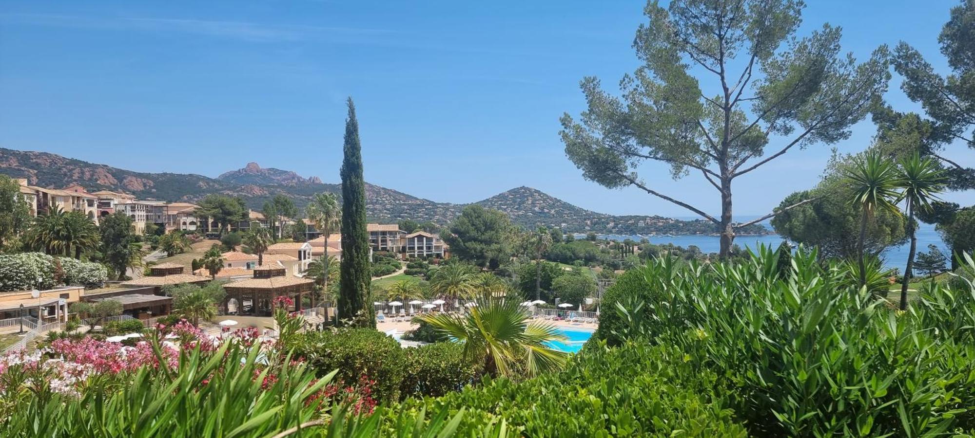 Agay Cap Esterel Le Hameau F2 Clim Plein Sud Dernier Etage Magnifique Vue Mer Saint-Raphaël Exteriér fotografie